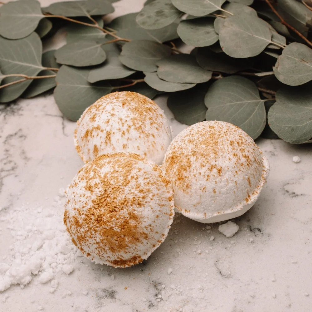 *Host Pick* (1) Organic Bath Ball With Gold Stardust - Picture 1 of 8